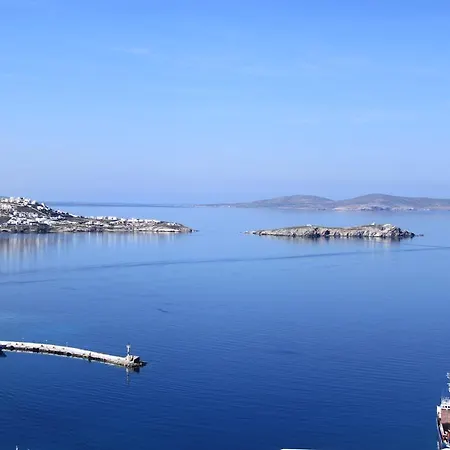 Maroulina's Boutique & Apartahotel