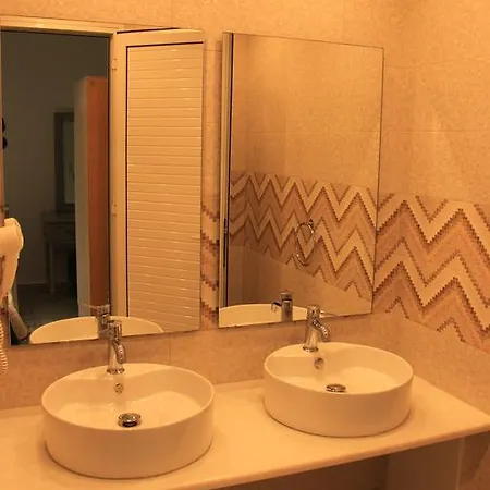 Apartahotel Maroulina's Boutique & *