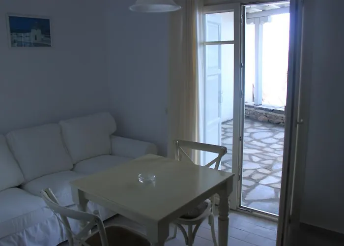 Maroulina's Boutique & Apart Otel