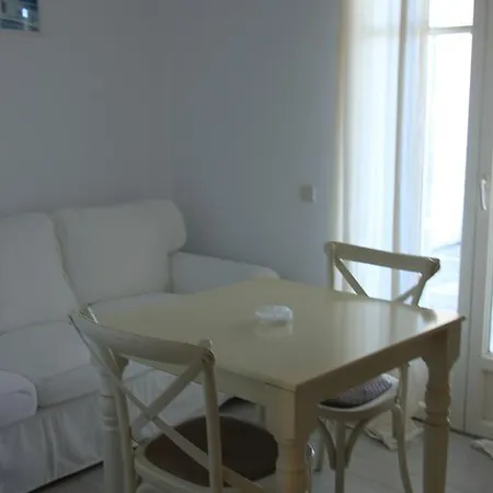 Maroulina's Boutique Studios & Mykonos Town