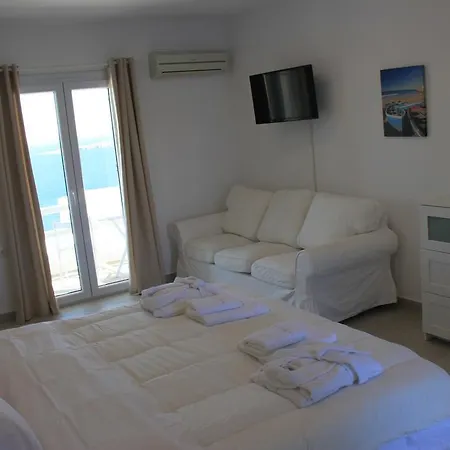 Maroulina's Boutique Studios &
