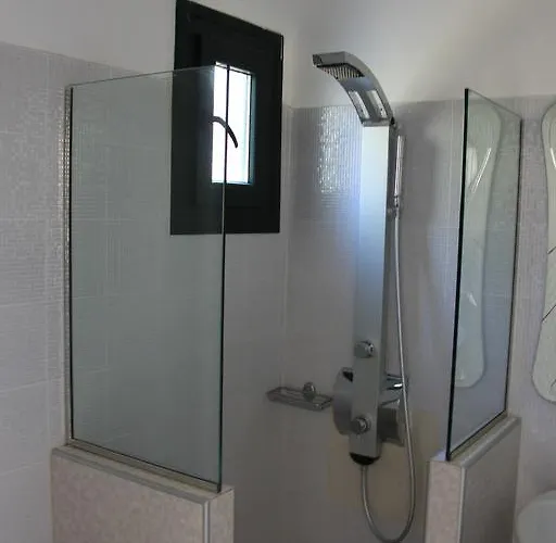 Maroulina's Boutique & * Mykonos Town