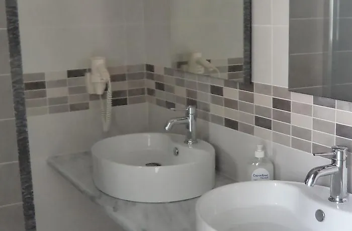 Maroulina's Boutique & * Mykonos Town